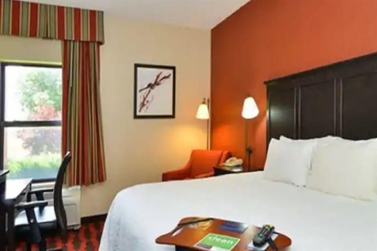 Hampton Inn Sturgis מראה חיצוני תמונה