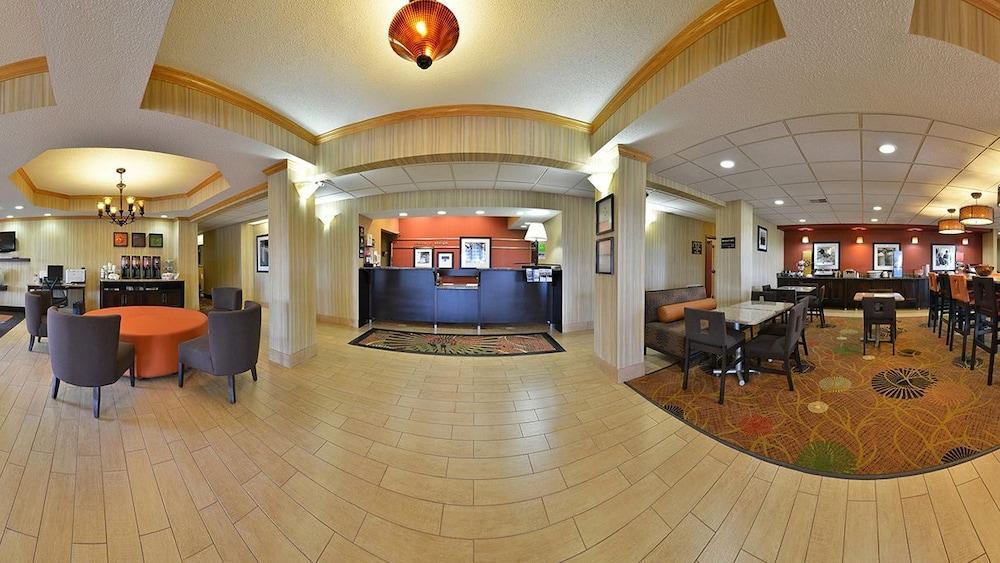 Hampton Inn Sturgis מראה חיצוני תמונה