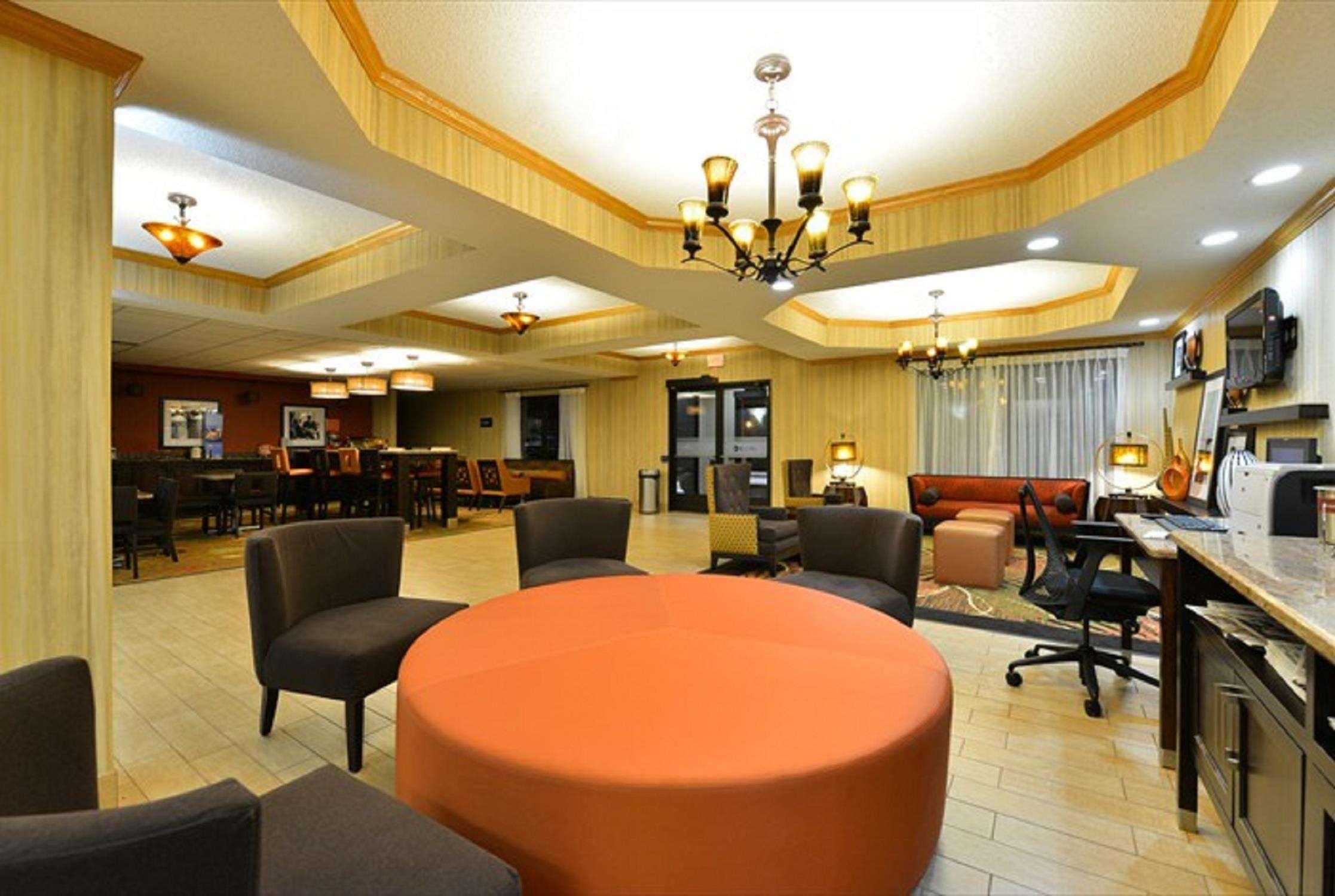 Hampton Inn Sturgis מראה חיצוני תמונה