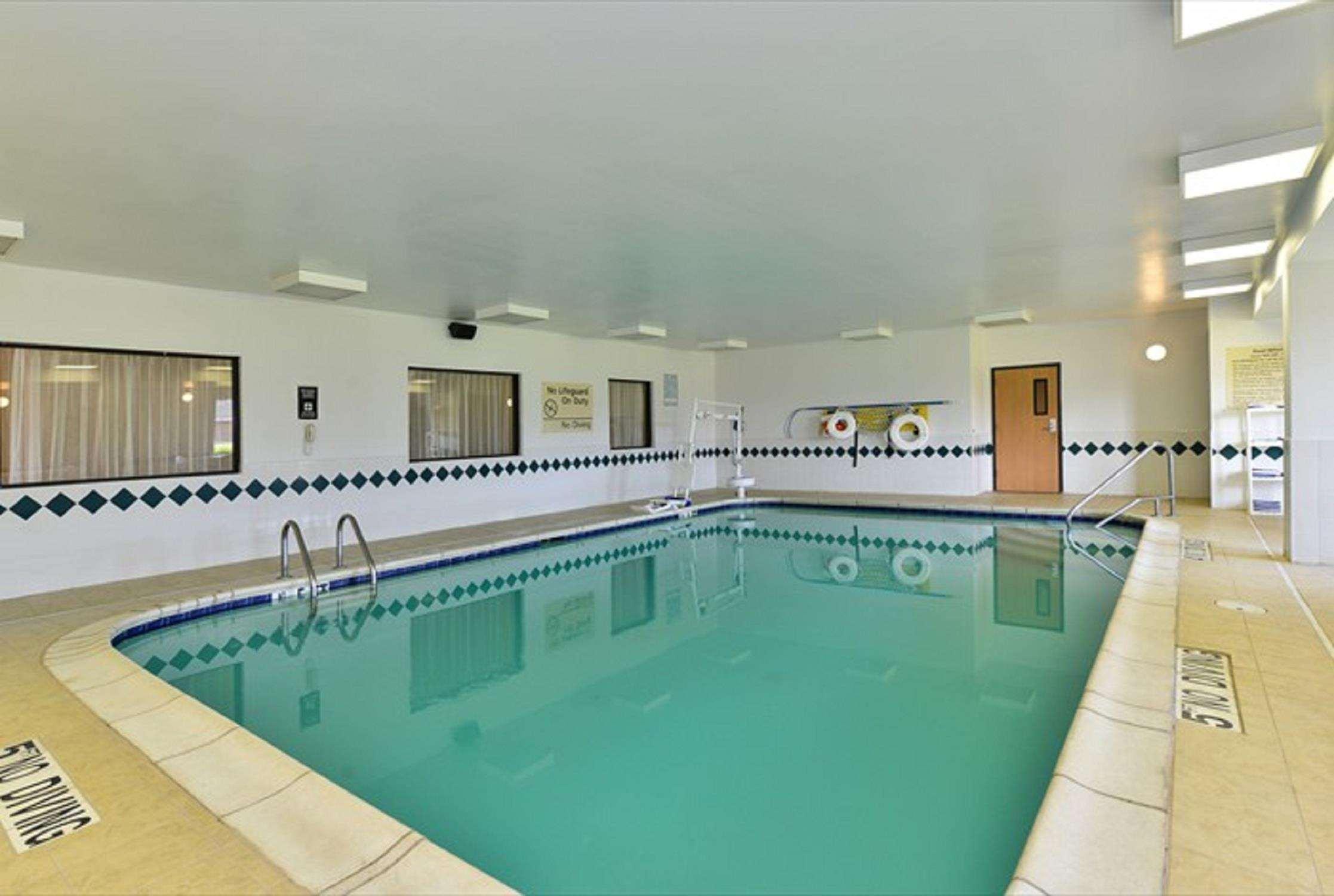 Hampton Inn Sturgis מראה חיצוני תמונה