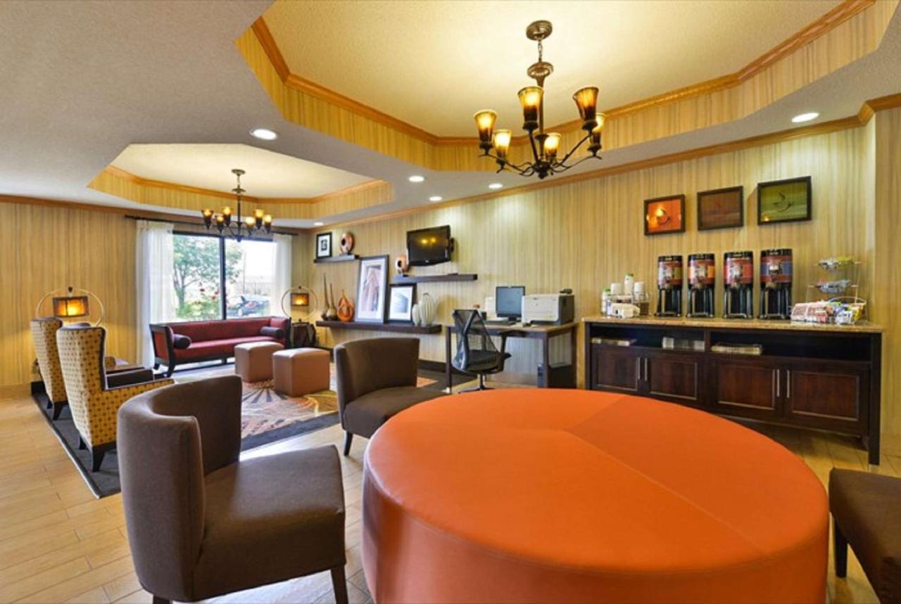 Hampton Inn Sturgis מראה חיצוני תמונה